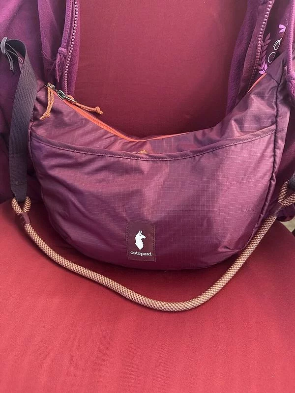 8L Cada Dia Shoulder Bag – Compact Crossbody Travel Bag with Adjustable Strap and Water-Resistant Design photo review