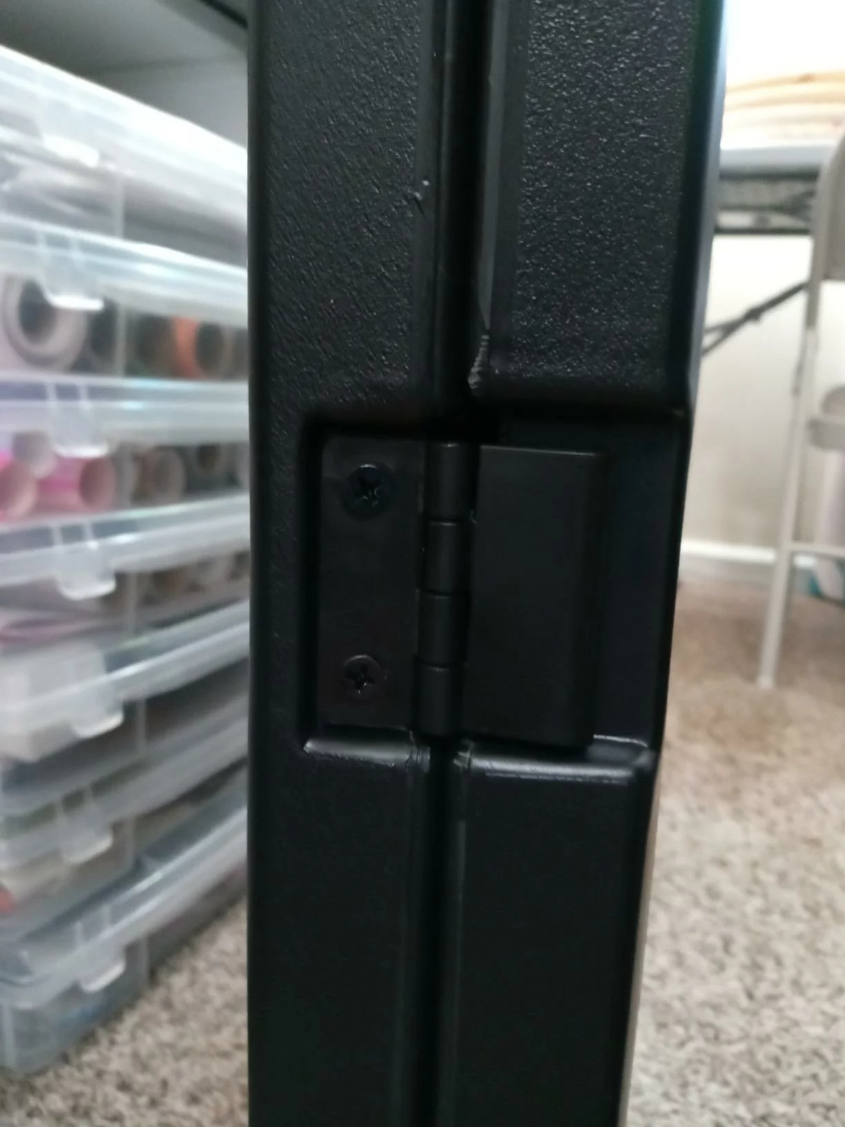 6-Foot Center Folding Table – Portable, Heavy-Duty Table for Events, Parties, or Workspaces photo review