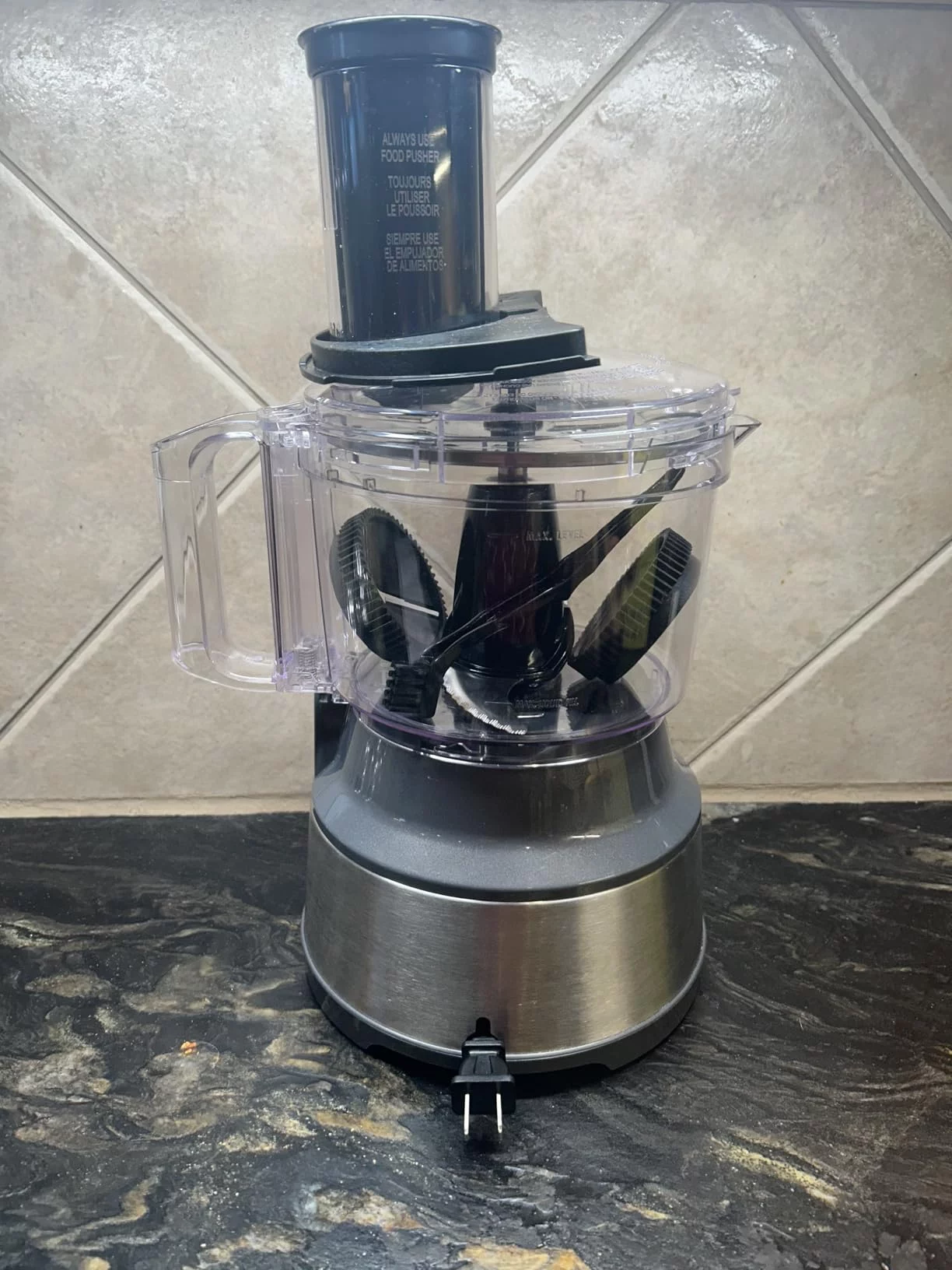 Bowl Scraper Food Processor - Continuous Scraper Blade Eliminates Stopping to Scrape - Powerful Motor for Chopping, Slicing, and Shredding - Large Capacity photo review