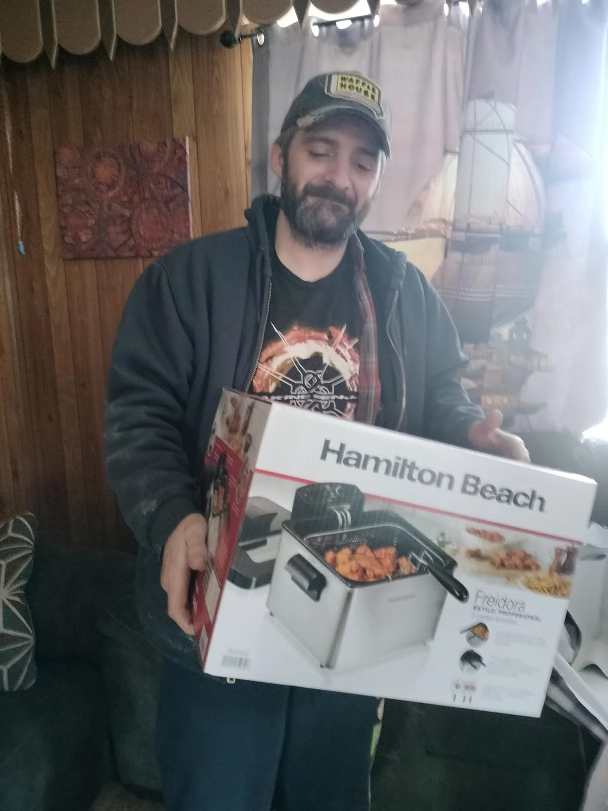 Large Capacity Triple-Basket Electric Deep Fryer - Versatile System for Simultaneous Frying - Includes One Large and Two Small Frying Baskets - Ideal for Family Meals & Entertaining photo review