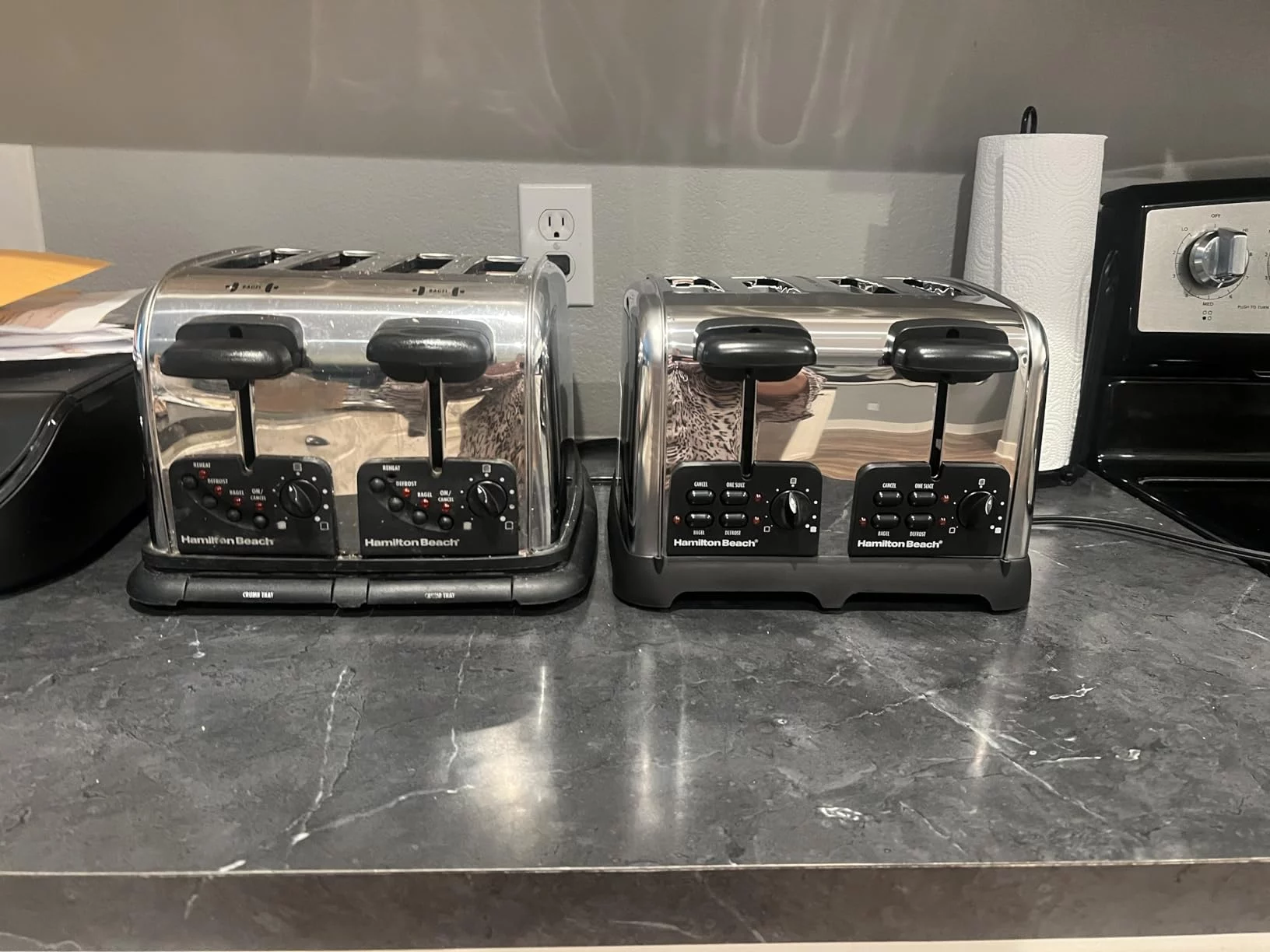 Stainless Steel 4-Slice Toaster with Extra Wide Slots - Classic Design, High-Lift Boost & Adjustable Toast Shade Control - Ideal for Bagels and Thick Breads photo review