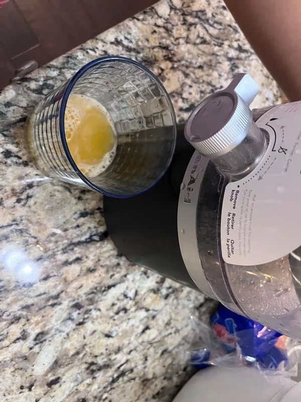 Go Style KCJR160BM Cordless Citrus Juicer - Rechargeable, Portable Design for Fresh Juice Anywhere - One-Touch Operation & Easy-Clean Pulp Strainer - Battery-Powered Juicing photo review