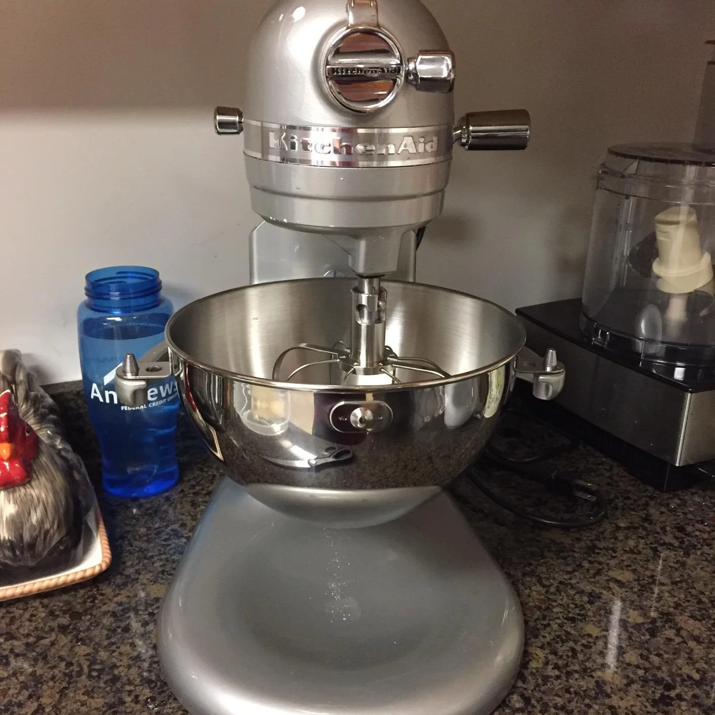 KN3CW Style 3-Quart Stainless Steel Mixing Bowl & Combi-Whip Attachment - Ideal for Small Batches & Creaming Ingredients - Designed for Tilt-Head Stand Mixers photo review