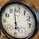 Indoor/Outdoor Wall Clock – Weather-Resistant with Temperature & Humidity Display photo review