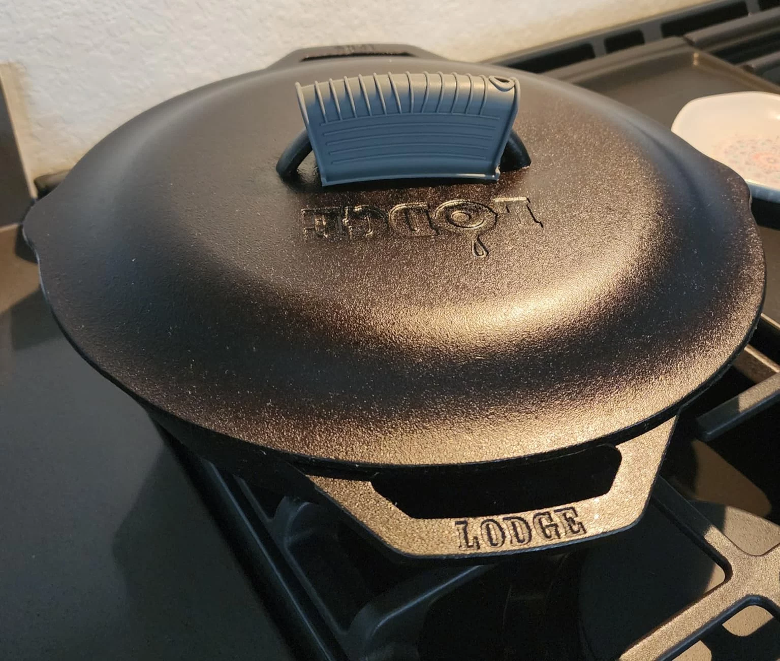 14-Inch Pre-Seasoned Cast Iron Skillet with Dual Handles - Chef Collection Style, Unrivaled Heat Retention for Searing, Frying & Baking - Ready to Use photo review