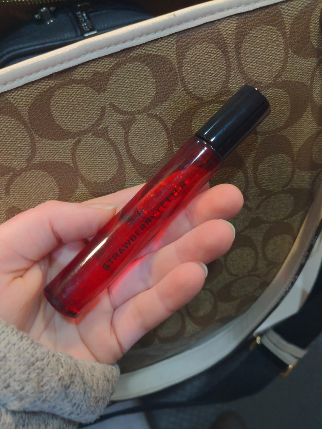 Cherry Stem Eau de Parfum – Juicy Fruity Floral Perfume with Vanilla & Musk Notes photo review