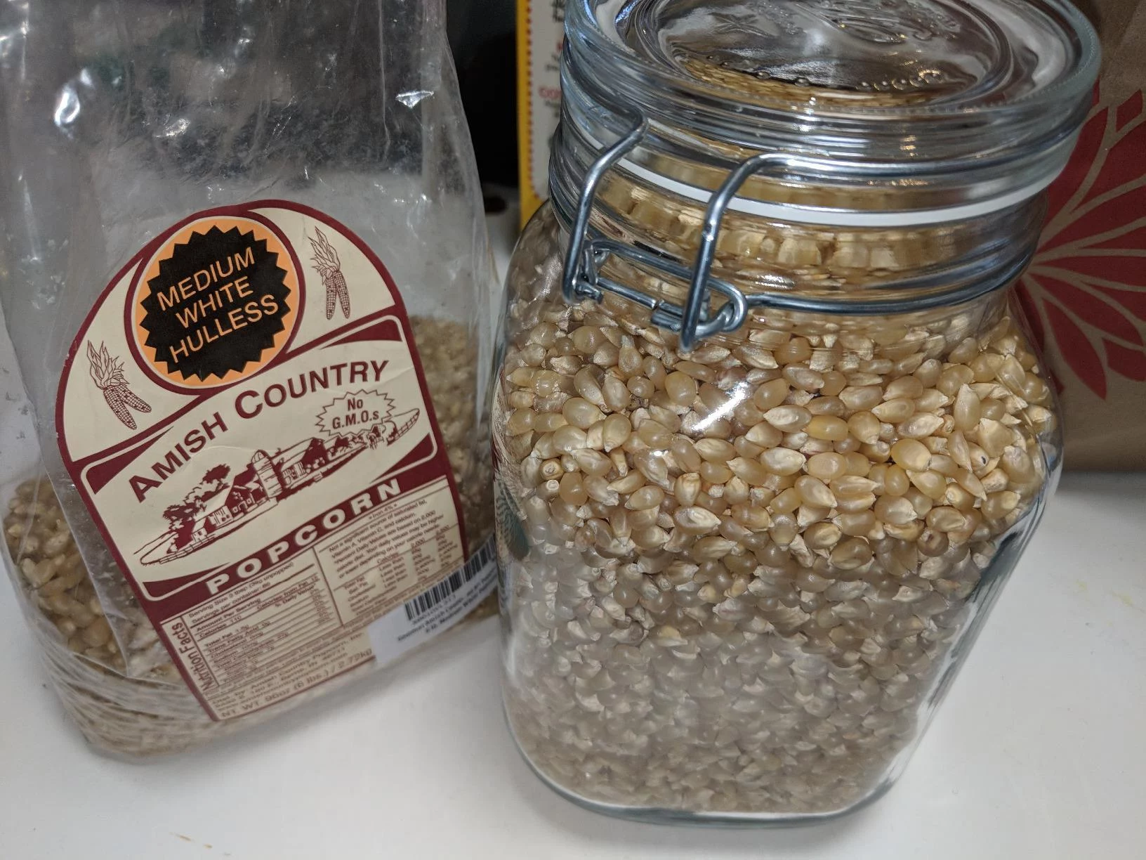 6-Quart Electric Popcorn Maker - Stirring System for Fluffy, Evenly Popped Corn - Vented Cover Doubles as a Serving Bowl - Fast and Easy Movie Night Prep photo review