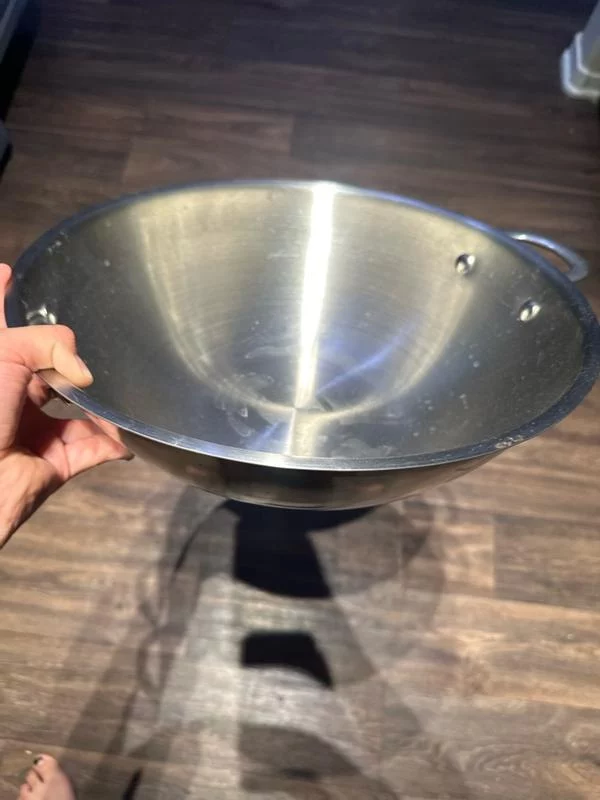 14-Inch Professional Stainless Steel Wok - Induction Ready, High-Performance Design for Stir-Frying - Superior Heat Retention & Stay-Cool Helper Handle photo review