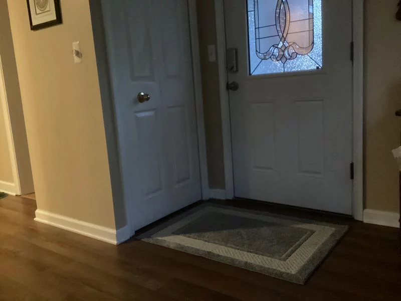 Washable Border Area Rug – Soft, Durable & Easy to Clean for Everyday Use photo review