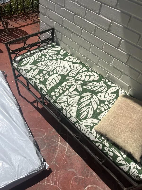 Indoor/Outdoor Chair Cushion – Soft Support, Durable Fabric & Easy Care photo review