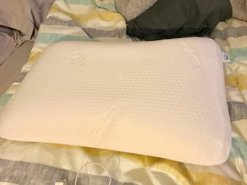 TEMPUR-Style Symphony Memory Foam Pillow - Dual-Sided Design for Back, Side & Stomach Sleepers - Ergonomic Support for Head and Neck Alignment photo review