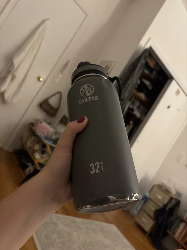 64-Ounce Insulated Water Bottle with Spout Lid – Stainless Steel Sports Bottle for Hot or Cold Drinks photo review