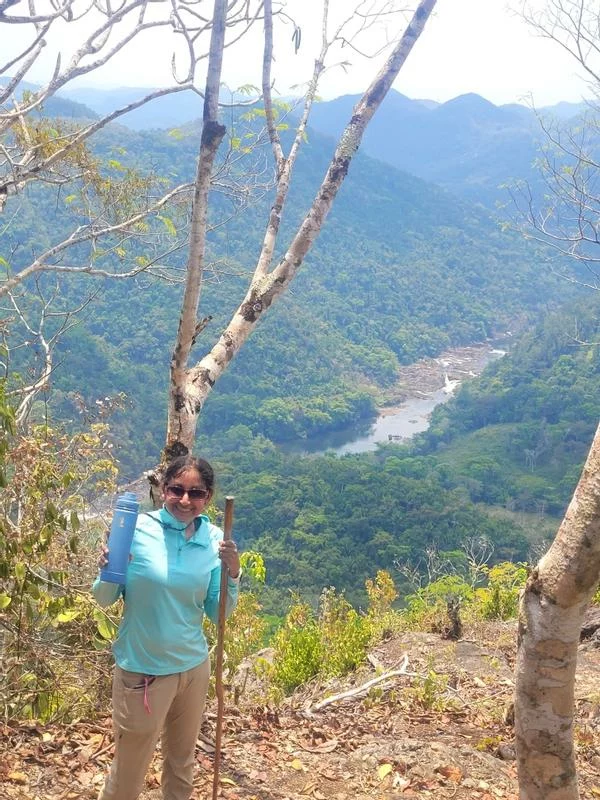 64-Ounce Insulated Water Bottle with Spout Lid – Stainless Steel Sports Bottle for Hot or Cold Drinks photo review