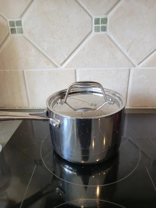 2-Quart Tri-Ply Clad Stainless Steel Saucepan with Lid - Professional Grade, Even Heat Distribution - Induction Ready & Oven Safe Cookware for Sauces and Liquids photo review