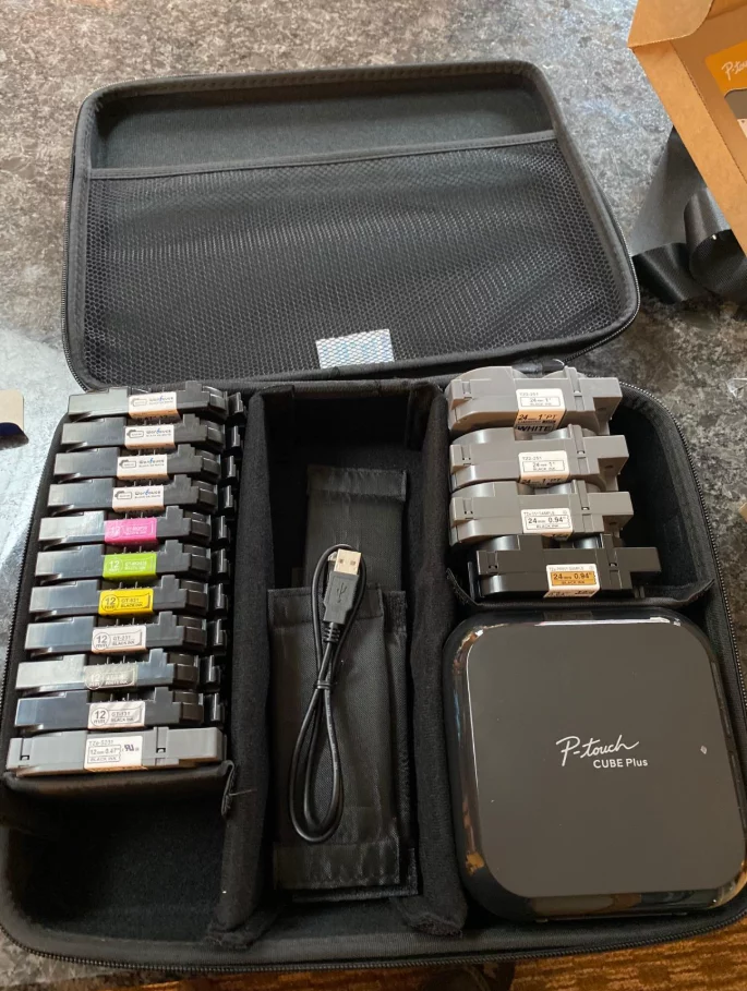 Brother P-Touch PT-P710BT Cube Plus Desktop Label Maker - Bluetooth, 1" Wide Labels, Wireless Printing from Phone/PC & Built-in Rechargeable Battery photo review